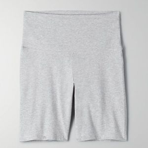 Aritzia bike shorts